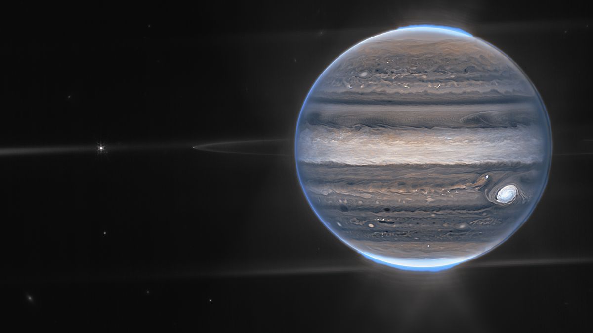 Nové snímky Jupiteru. „Takhle jsme ho ještě neviděli,“ žasnou vědci